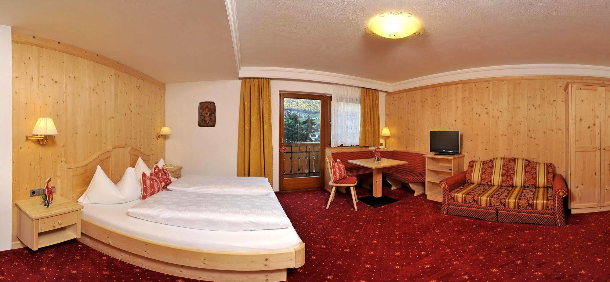 Hotel Digon Ortisei Exterior photo