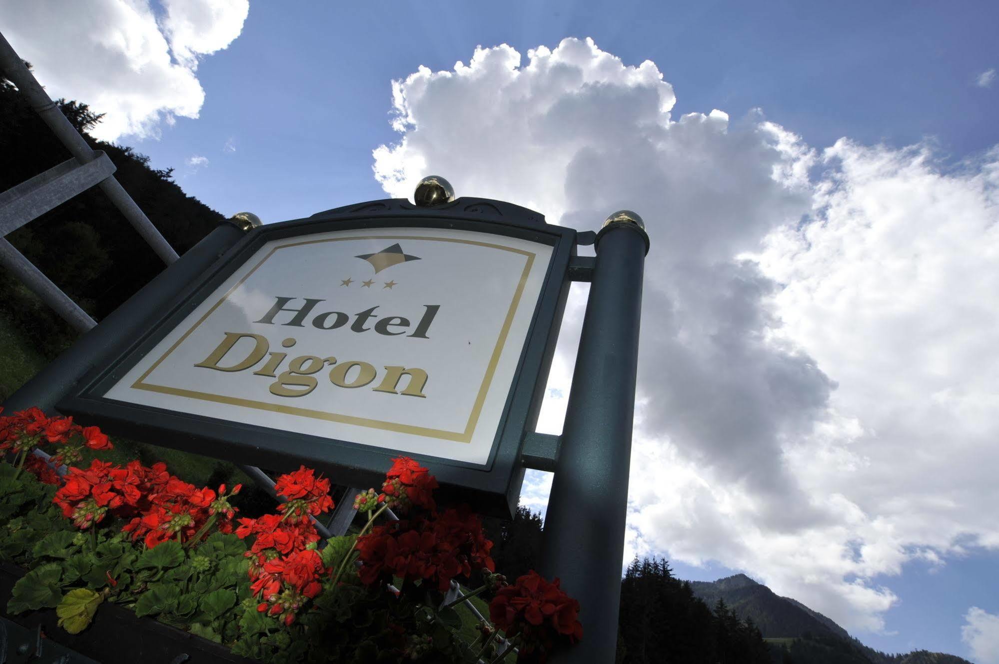 Hotel Digon Ortisei Exterior photo